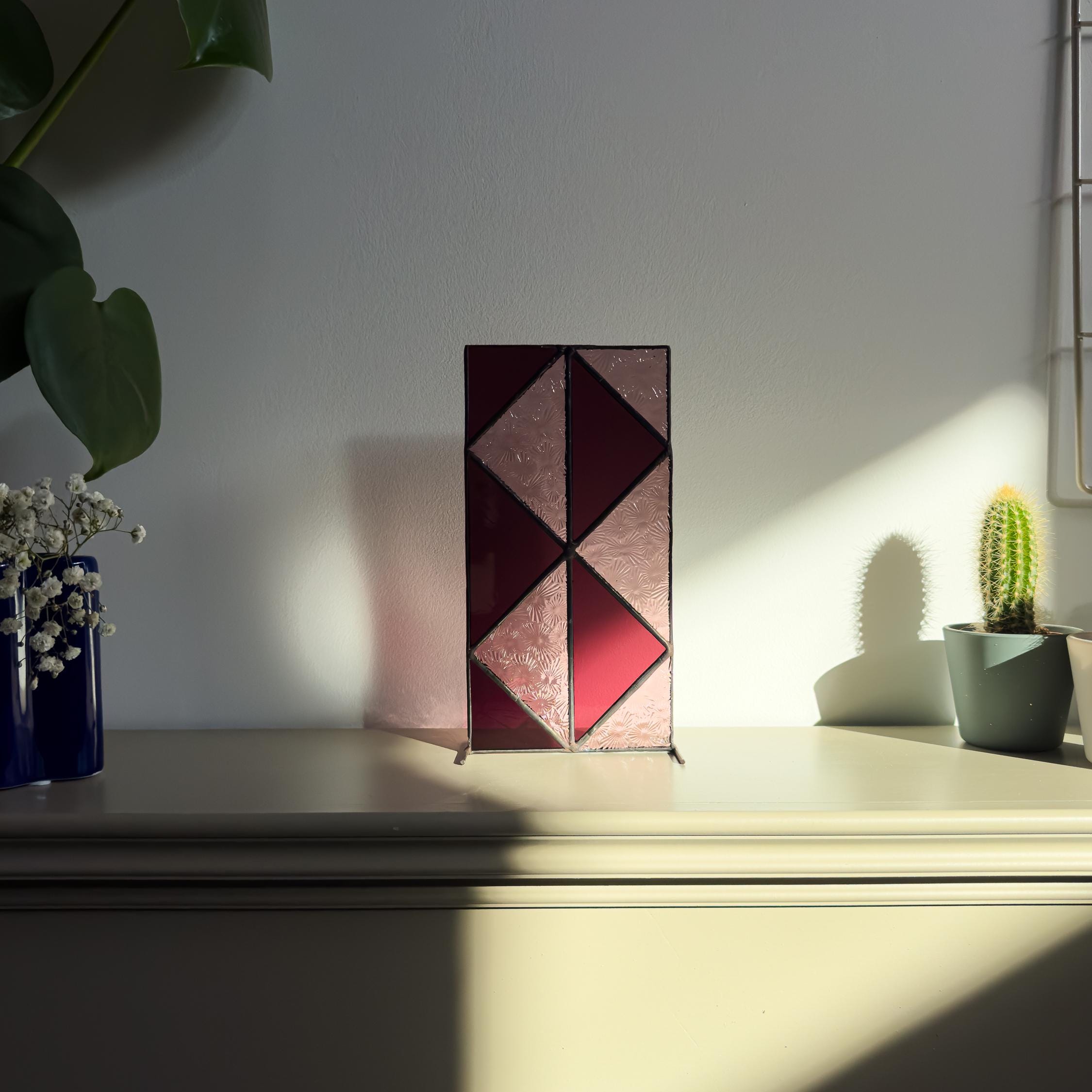 Retro Light – Tiffany Stained Glass Suncatcher