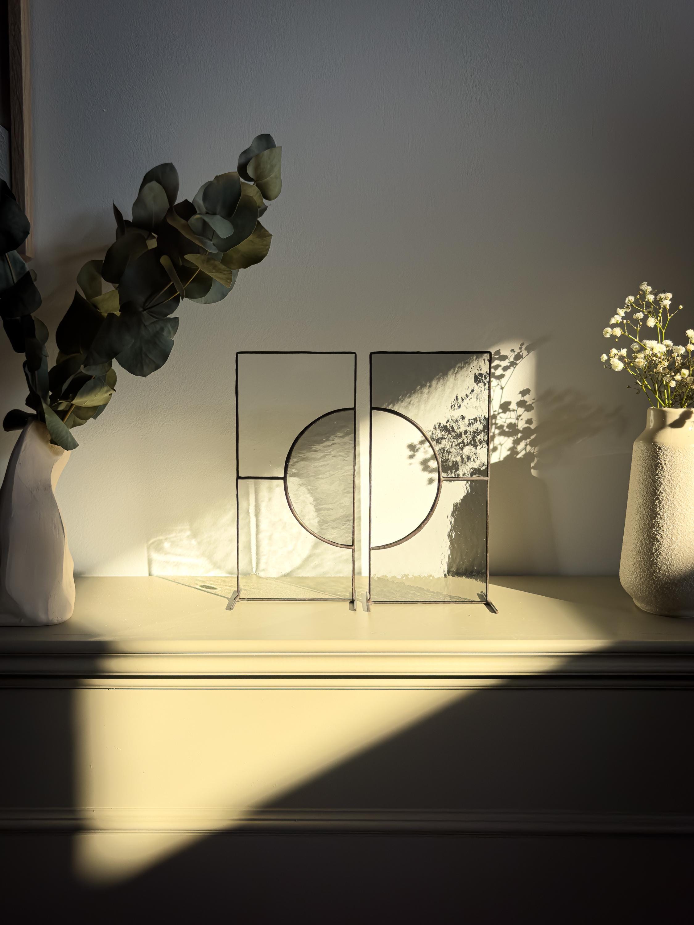 Dual Harmony – Gray Japandi Glass