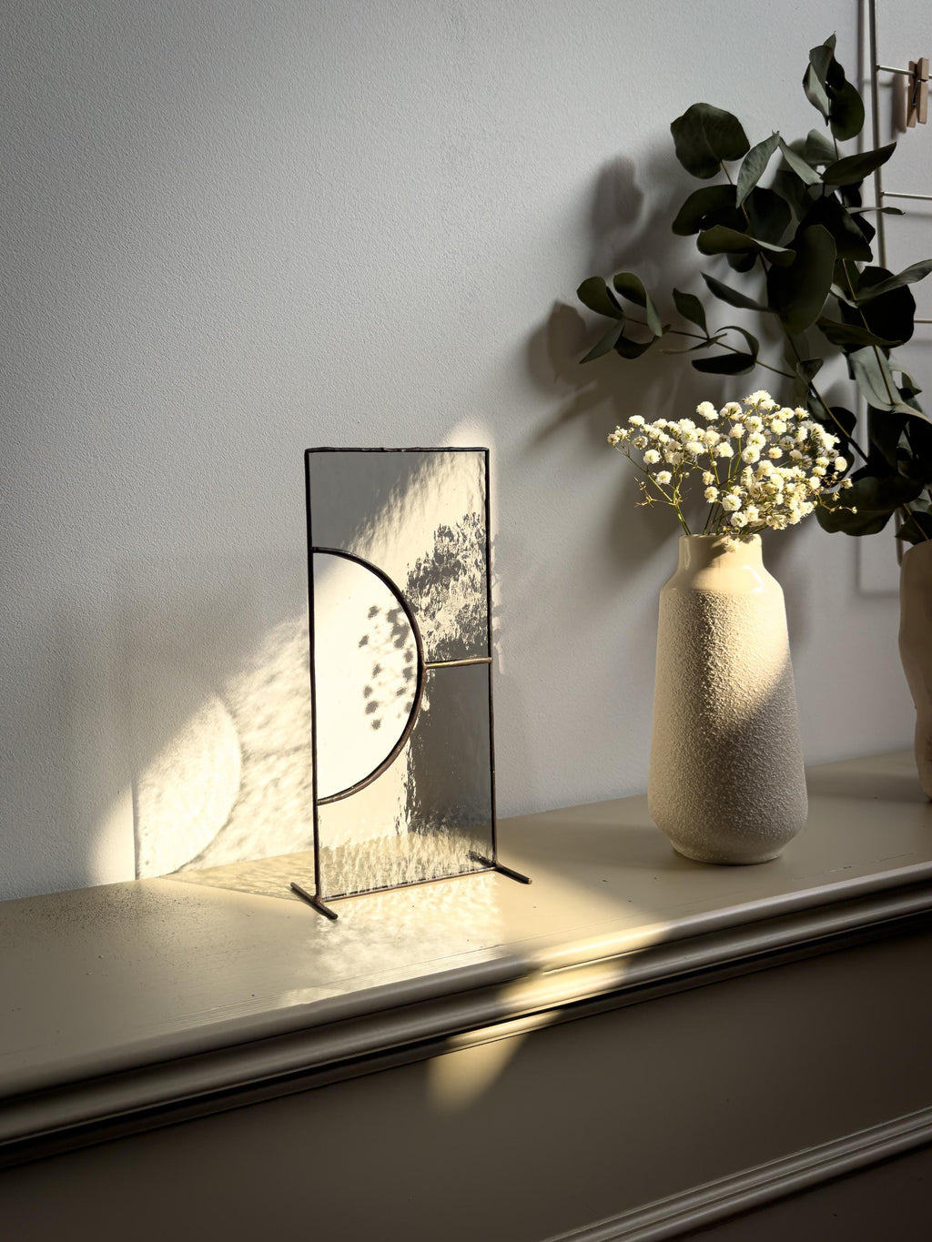 Dual Harmony – Gray Japandi Glass