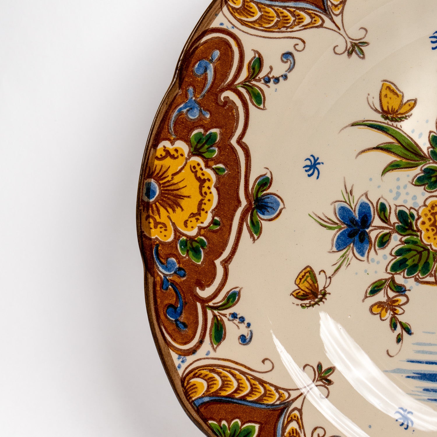 Polychrome Dutch Wall Plate – “Modica” Floral Design, Holland